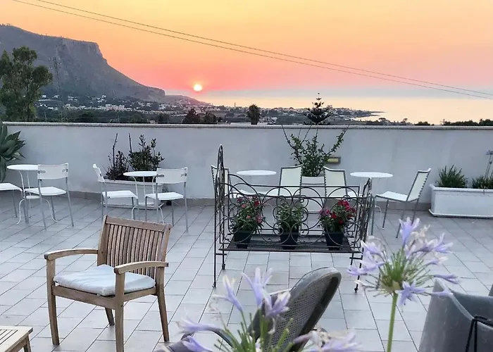 Casale Belvedere vista mare